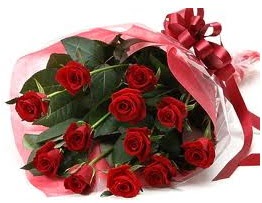 Sevgilime hediye eşsiz güller  Muş uluslararası çiçek gönderme 